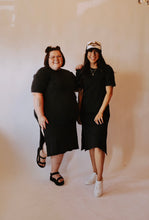 Load image into Gallery viewer, A Black Maxi T-shirt Dress