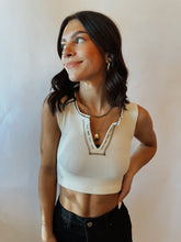 Load image into Gallery viewer, Easton & Main Brami Top