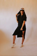 Load image into Gallery viewer, A Black Maxi T-shirt Dress