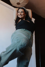 Load image into Gallery viewer, The Austin Jeans