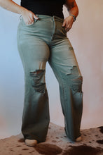 Load image into Gallery viewer, The Austin Jeans