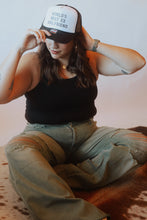 Load image into Gallery viewer, The Austin Jeans