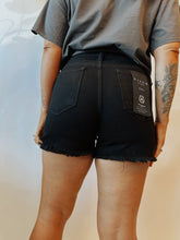 Load image into Gallery viewer, Sweet Mariona Shorts
