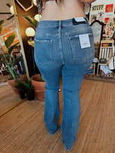 Load image into Gallery viewer, The Lefty Jeans
