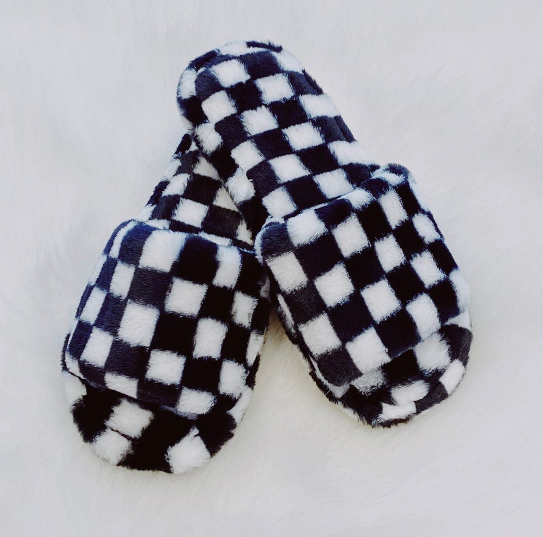 Checkered Fuzzy Slide Slippers