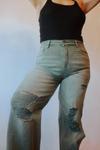 Load image into Gallery viewer, The Austin Jeans
